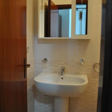 Zefiro Apartment *